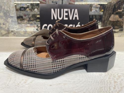 ZAPATO PARA MUJER NEMONIC 2205 WALLACE IMAN/BURDEOS PISO BOHEME