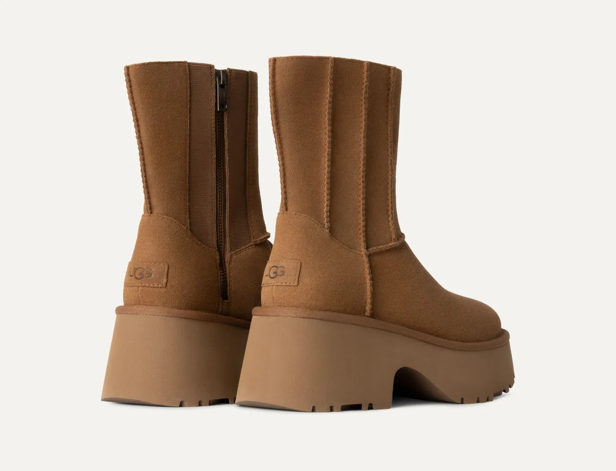 Mujer Botas Classic New Heights con costura doble UGG